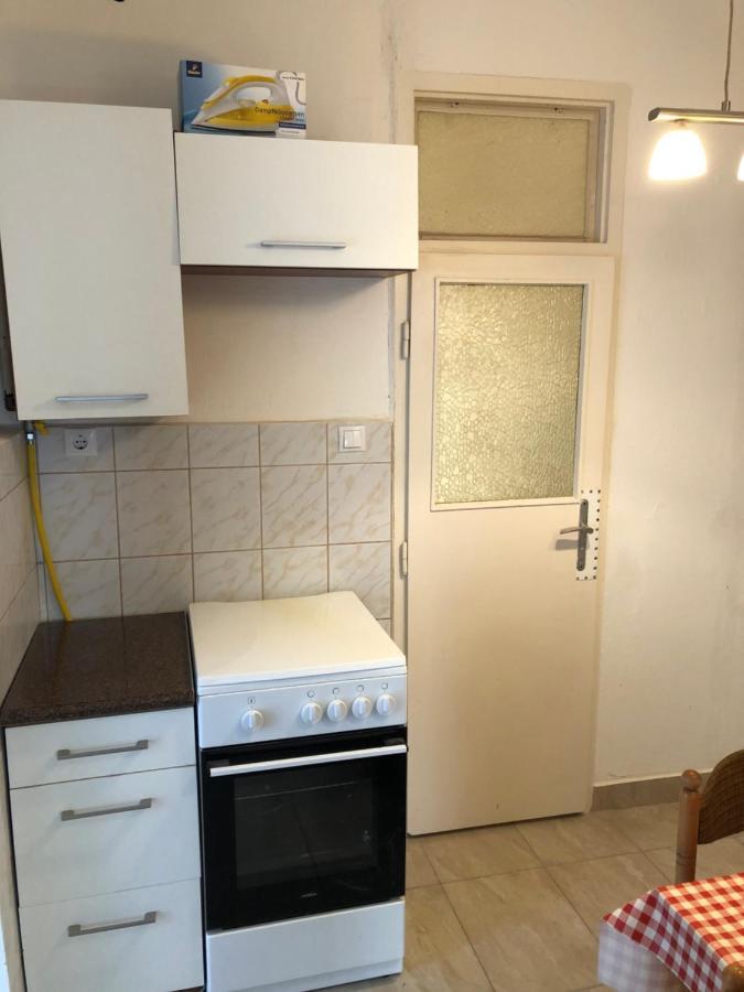 Apartman Becsi Utca Ödenburg Exterior foto